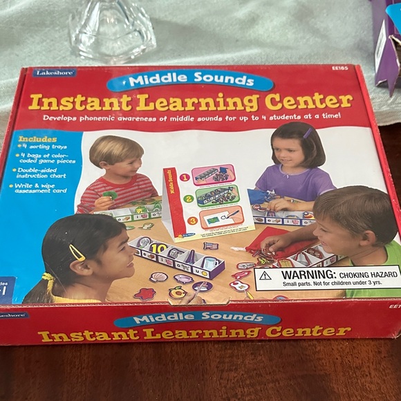 Lakeshore- Middle Sounds Instant Learning Center (NIB) - Picture 1 of 3
